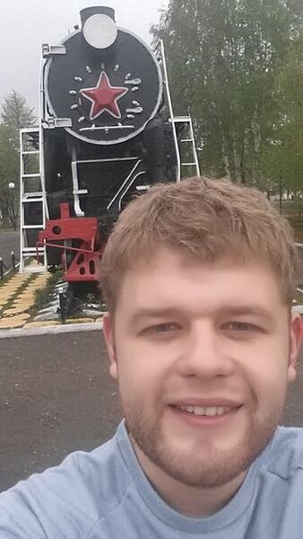  ,   Tomas, 38 ,     , c 
