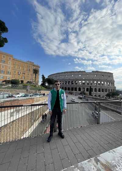  Falconara Marittima,   Richard, 21 ,   ,   