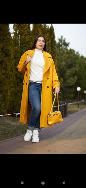  ,   Evgenia, 46 ,   c 