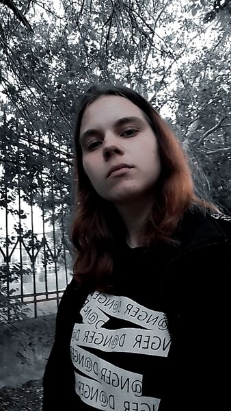  ,   Vlada, 21 ,   ,   , c 