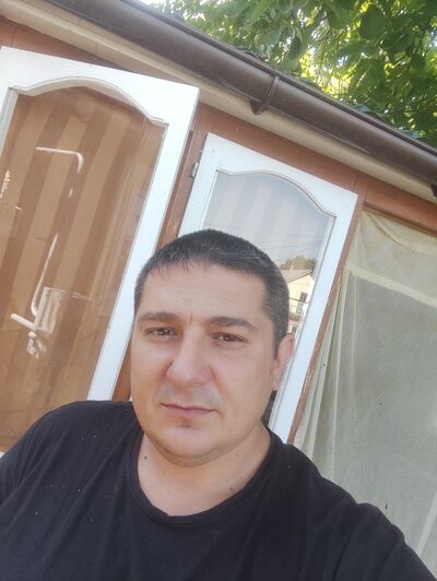  ,   Aleks, 41 ,   ,   , c 