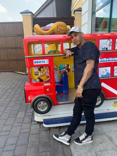  ,   Yadelllorca, 31 ,   ,   