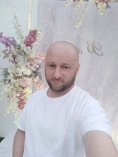  ,   Mykhailo, 42 ,   ,   