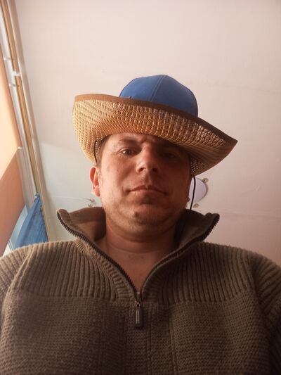  ,   Ivan, 39 ,   ,   
