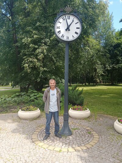  ,   Michael, 61 ,   ,   