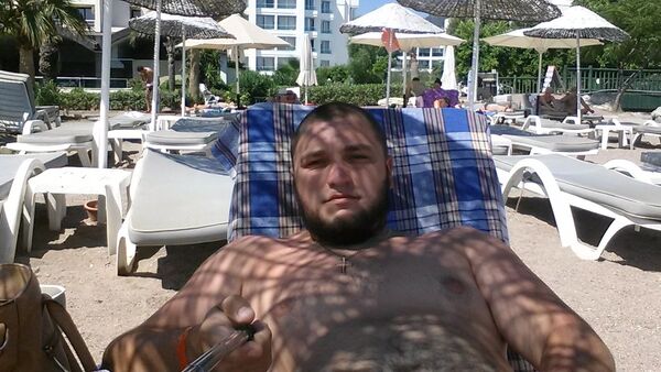  ,   Victor, 35 ,   ,   , c 