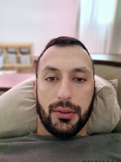  ,   Zaur, 32 ,   ,   