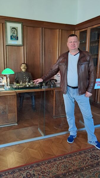  ,   Igor, 49 ,     , c 
