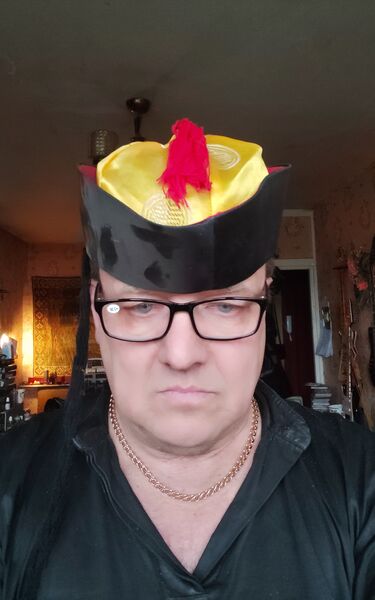  ,   Jurijus, 61 ,   ,   