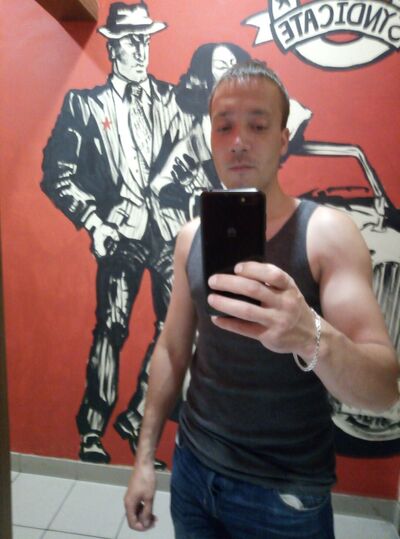   ,   Andrew, 37 ,   ,   