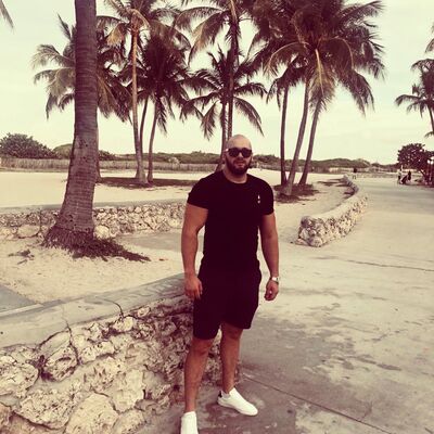  ,   Davo, 29 ,   ,   