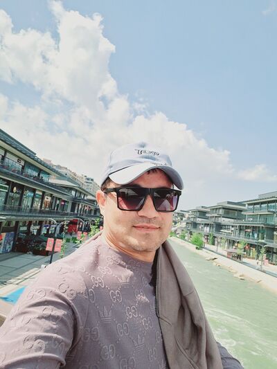  ,   Nurik, 33 ,   ,   