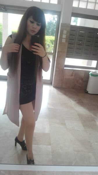  -,   Elena, 33 ,   
