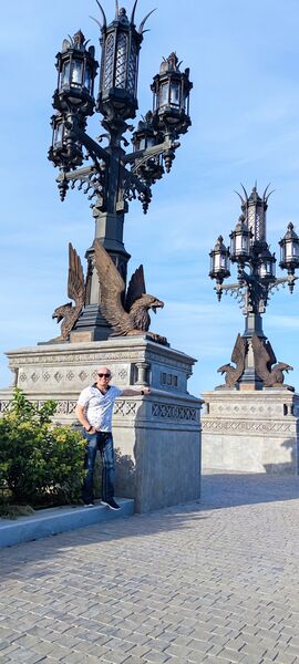  ,   Anatoly, 48 ,   ,   , c 