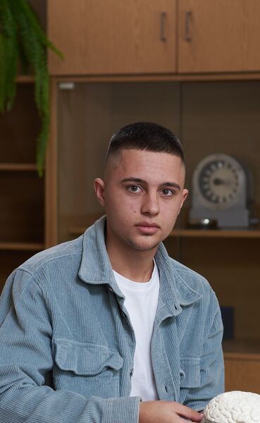  ,   Vlad, 23 ,   ,   