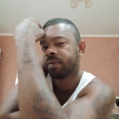  ,   Yeikel, 35 ,   ,   , c , 
