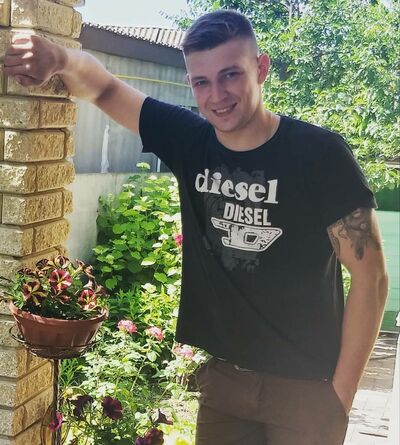  ,   Taras, 30 ,   ,   , c , 