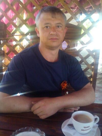  ,   Dimon, 48 ,   