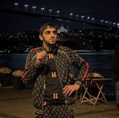  ,   Ali, 26 ,   ,   