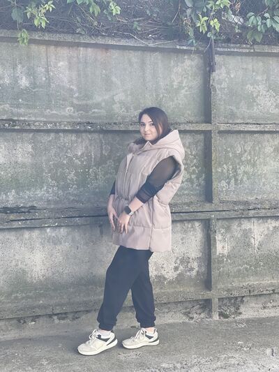  ,   Olechka, 32 ,   