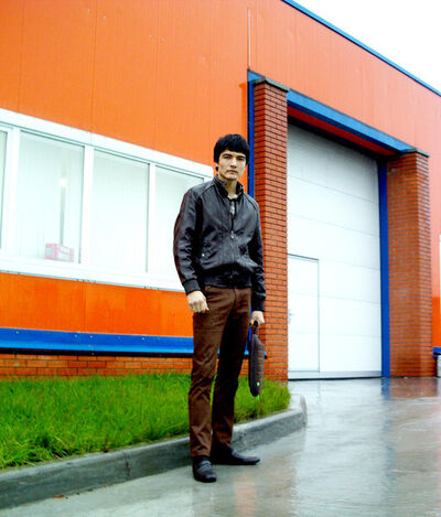  ,   IZZATBEK, 32 ,   ,   