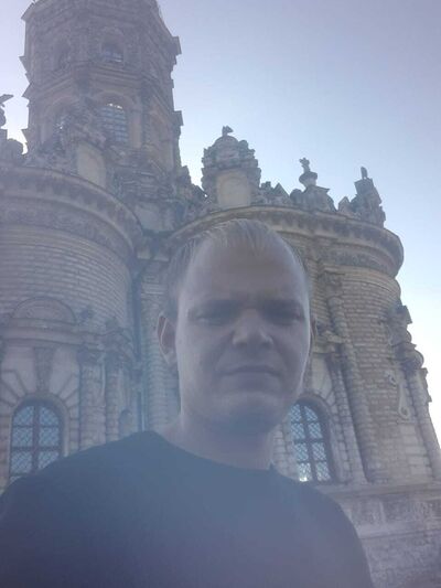  ,   Mikhail, 31 ,   ,   