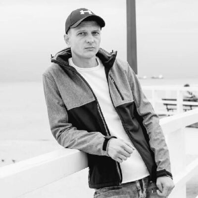  ,   Alex, 43 ,   ,   