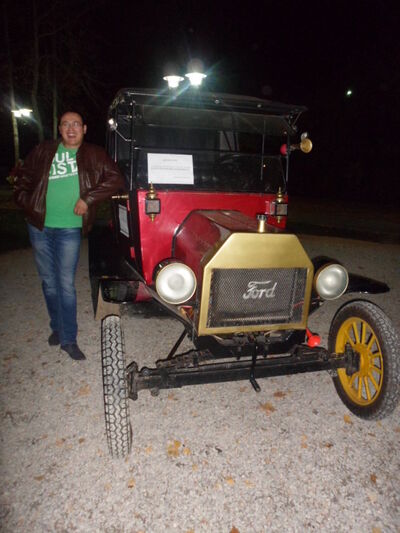  ,   Azat, 37 ,   