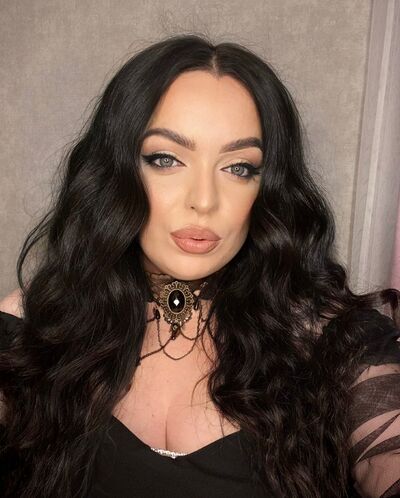  ,   Veronika, 28 ,   c 