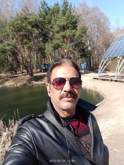  ,   Ayub Sabir, 45 ,   c 