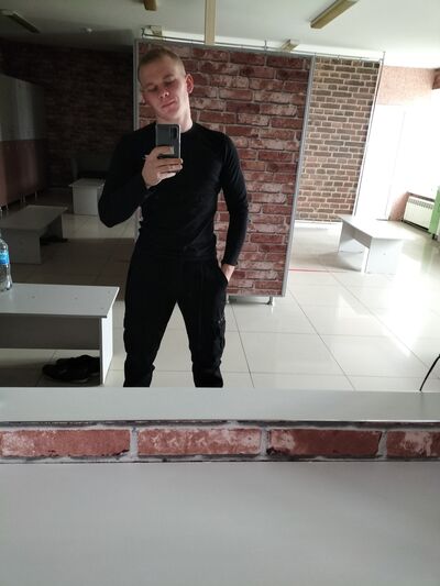  ,   Denis, 25 ,   ,   
