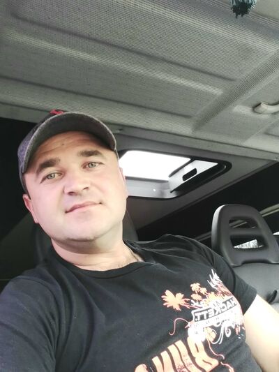  ,   Misha, 37 ,   ,   