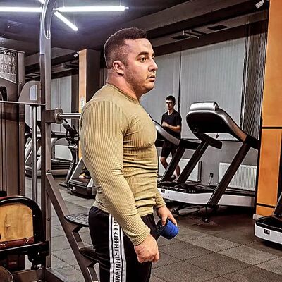  ,   Ivan, 28 ,   ,   