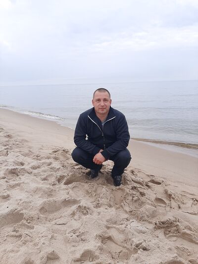  ,   Ruslan, 43 ,   ,   