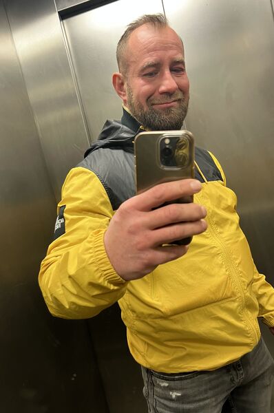  Elblag,   , 40 ,   c 