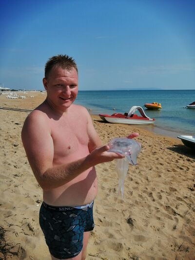   ,   Anton, 35 ,   ,   , c , 