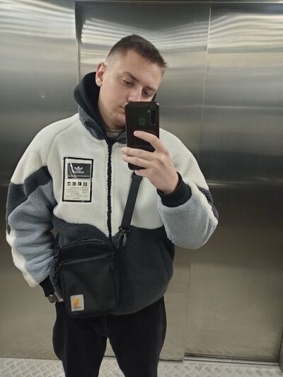  --,   , 21 ,  