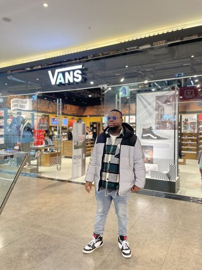  ,   Sammy, 35 ,   ,   , c , 