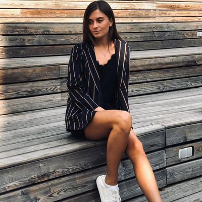  ,   Anya, 37 ,   ,   