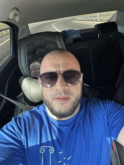  ,   Anvar, 36 ,   ,   