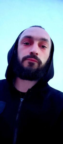  ,   Oleg, 33 ,   ,   