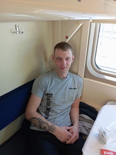 ,   Artem, 36 ,   ,   