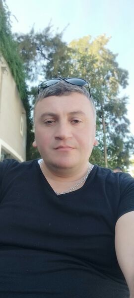  ,   Mamuka, 44 ,   ,   