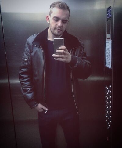  ,   Maxim, 38 ,   , 