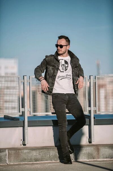  ,   Alex, 36 ,   ,   