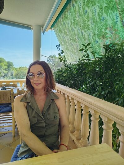  Benidorm,   Inna, 51 ,   ,   