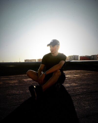 --,   , 25 ,   