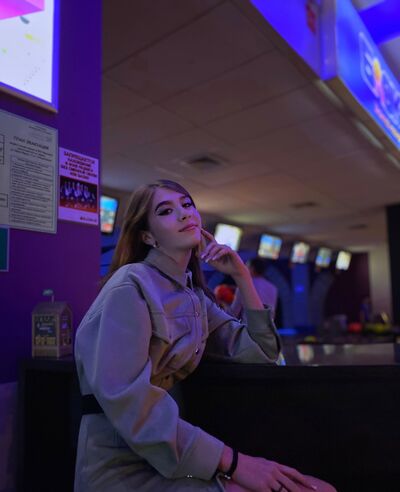  ,   Maria, 21 ,   
