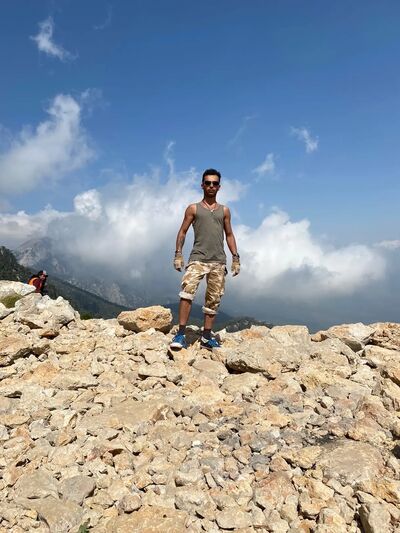  ,   Rustam, 33 ,   ,   , c , 