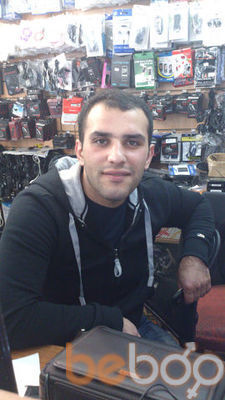  ,   Artur, 34 ,   